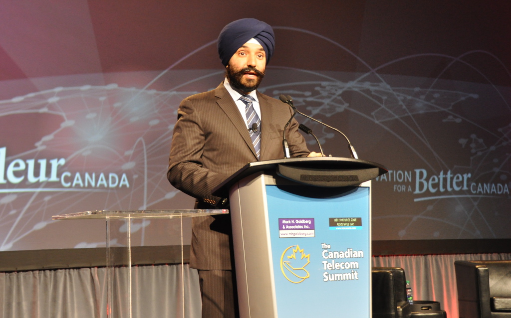 Bains tells CRTC to reconsider MVNO rules Bains tells CRTC to reconsider MVNO rules