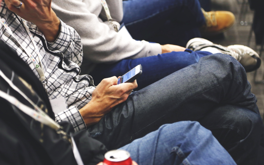 CRTC asks carriers for lower-priced data-only plan proposals CRTC asks carriers for lower-priced data-only plan proposals