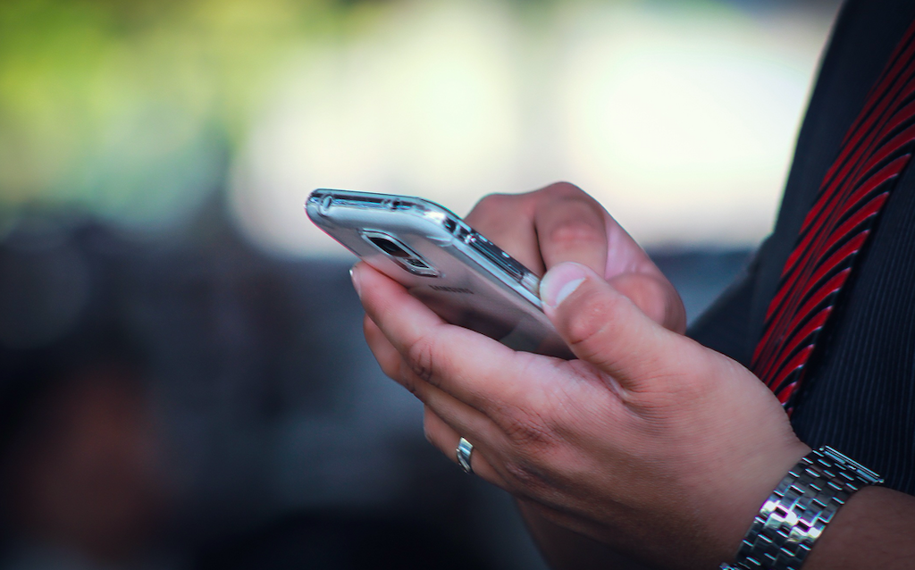 ‘Unlimited’ plans leading to 50% more data use, Rogers says ‘Unlimited’ plans leading to 50% more data use, Rogers says