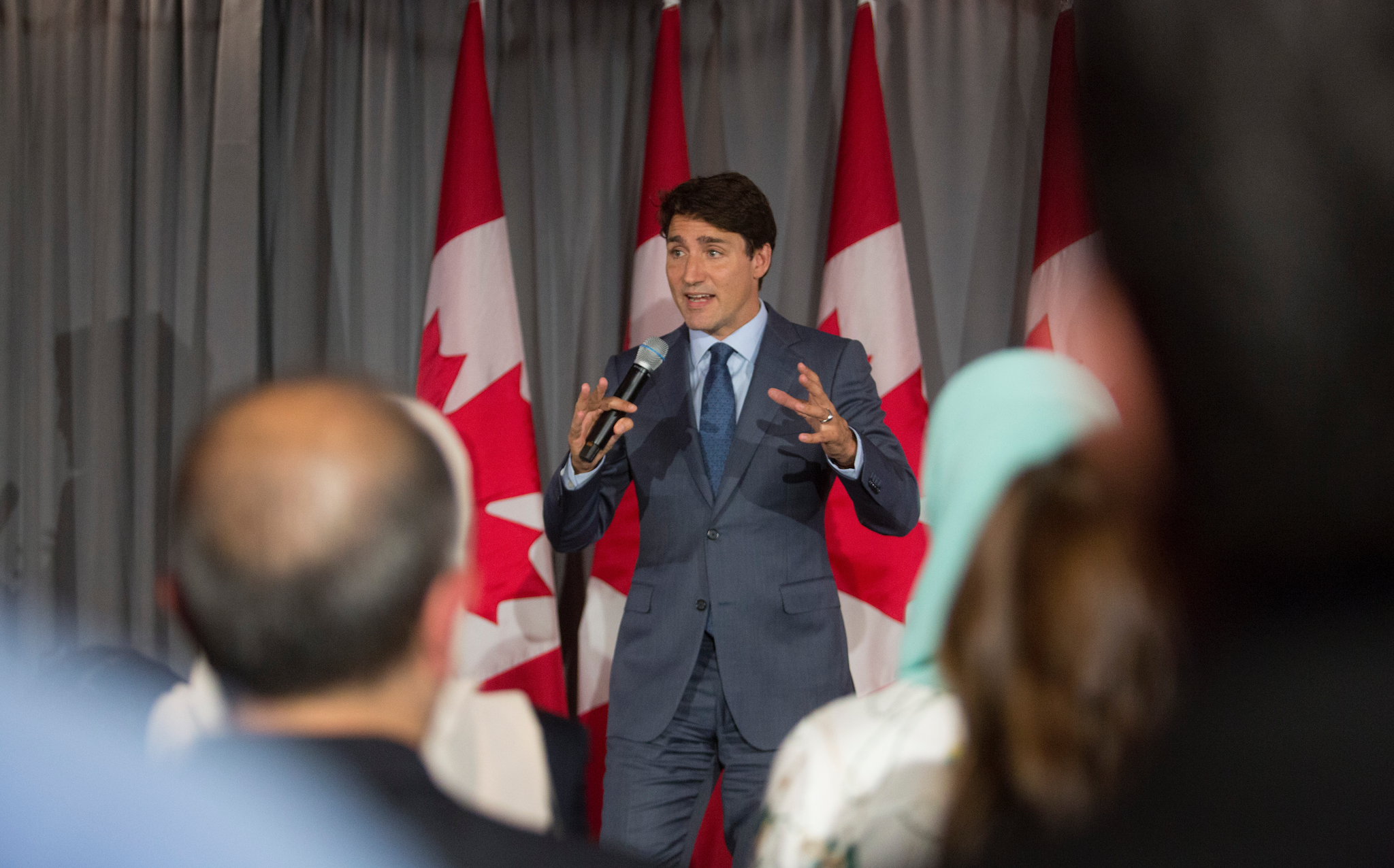 Liberals, Conservatives promise new rules for Netflix Liberals, Conservatives promise new rules for Netflix