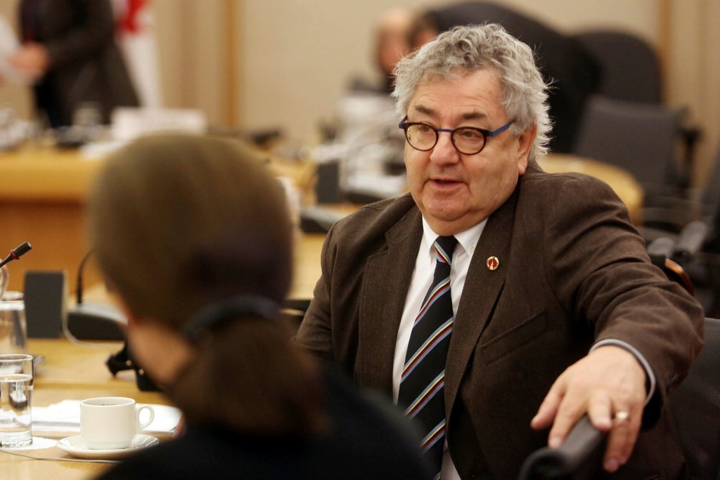 Éric Forest defends CBC to colleagues in Senate debate