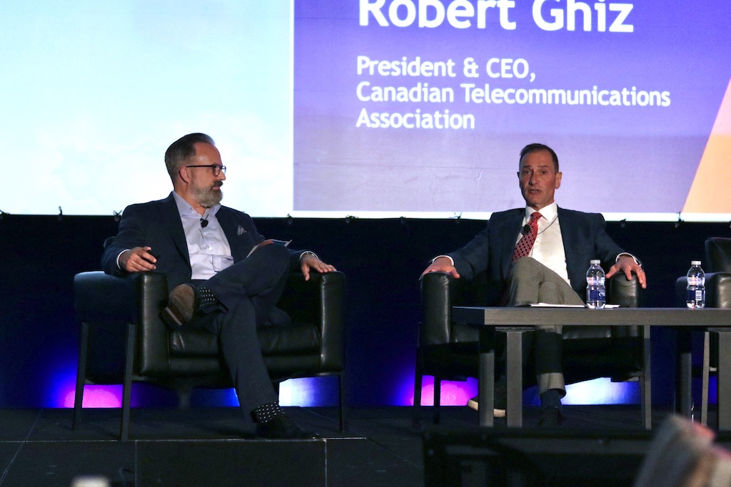 Canadians happy with wireless plans after switching: CTA survey